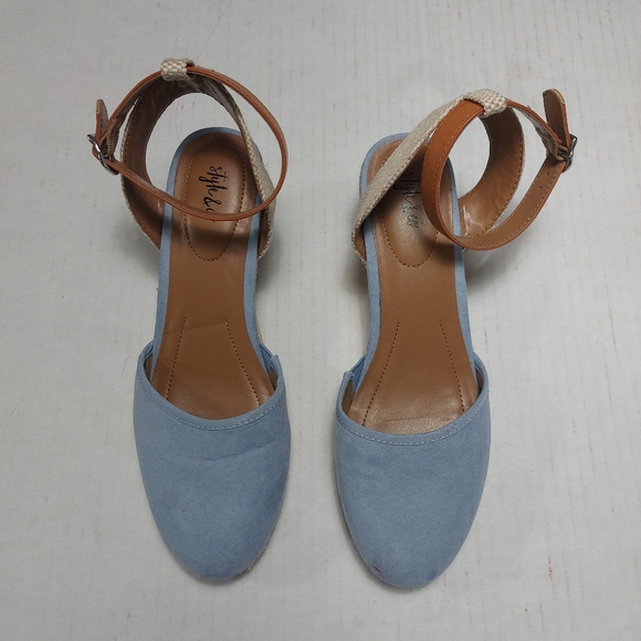 Style and Co. Mailiena Blue Ankle Straps Close Toe Wedges Sandals Size 9M - Picture 6 of 11